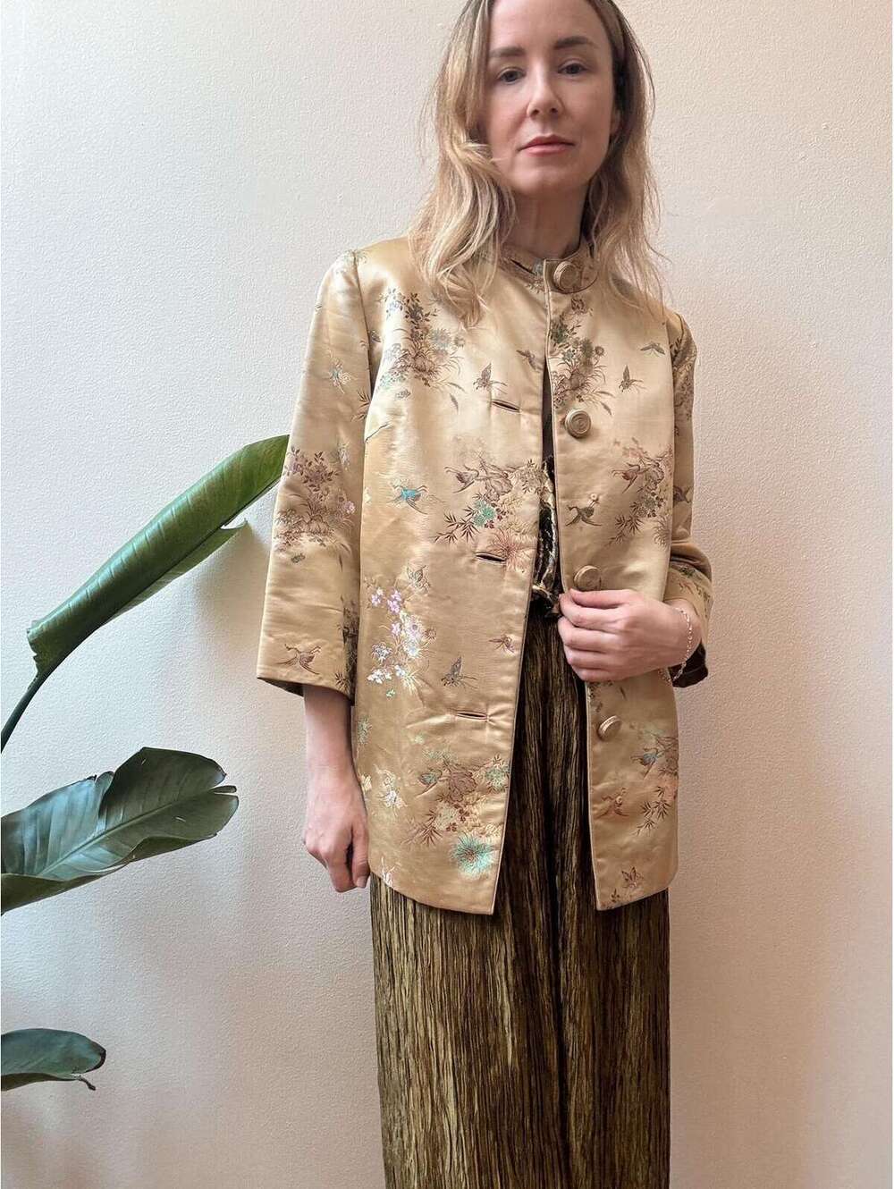 Vintage 1960s Gold Silk Embroidered Jacket